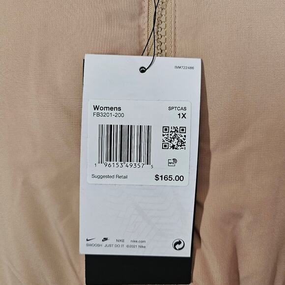 Nike Sportswear Essential Insulated Tan and White Jacket - Picture 12 of 15